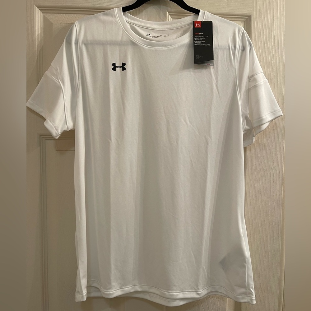 NWT - Under Armour HeatGear Loose Short Sleeve Shirt